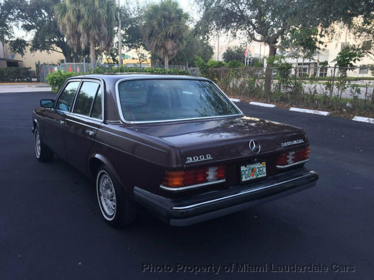 1985 Mercedes-Benz 300-Series 300D Turbodiesel W123 - photo 8