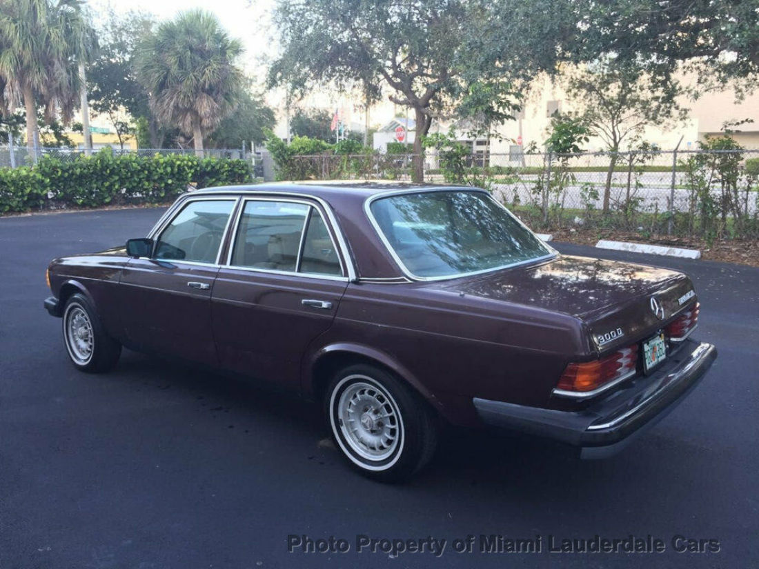 1985 Mercedes-Benz 300-Series 300D Turbodiesel W123 - photo 3