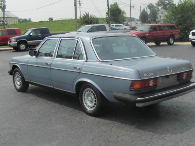 1985 Mercedes-Benz 300-Series - photo 6