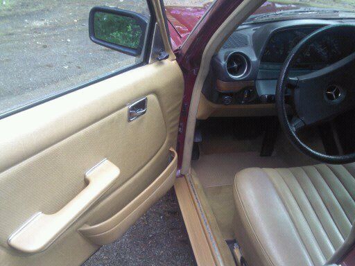 1985 Mercedes-Benz 300-Series 300TD - photo 12