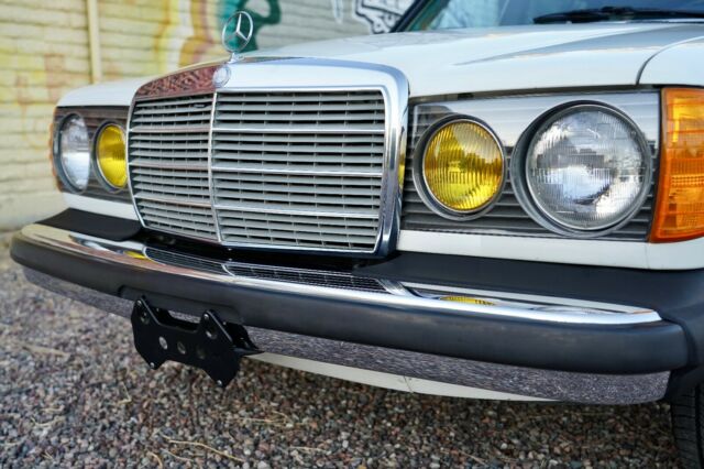 1985 Mercedes-Benz 300-Series - photo 2