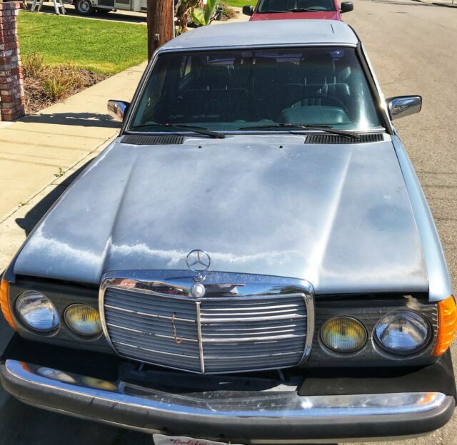 1985 Mercedes-Benz 300-Series - photo 2