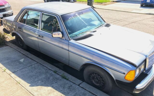 1985 Mercedes-Benz 300-Series - photo 3