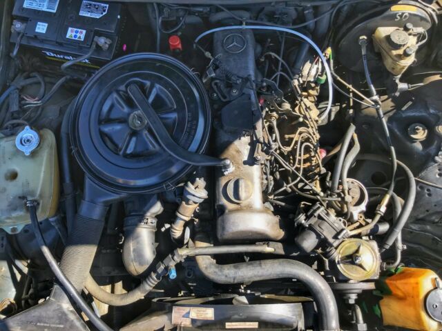 1985 Mercedes-Benz 300-Series - photo 7