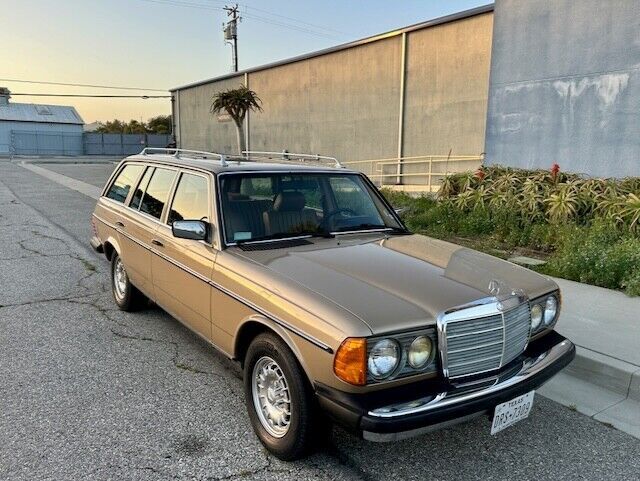 1985 Mercedes-Benz 300-Series - photo 4