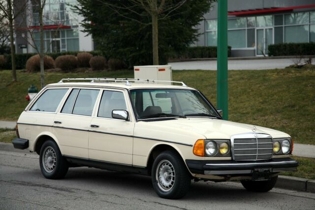 1985 MERCEDES BENZ 300TD WAGON, SEATS 7, WELL MAINTAINED! 1985 Mercedes-Benz 300-Series