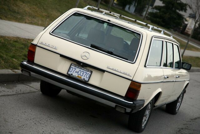 1985 Mercedes-Benz 300-Series - photo 5