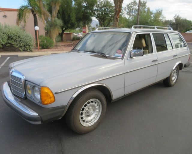 1985 Mercedes-Benz 300TD Wagon Turbo Rust FREE Arizona car AC unique RARE Color 1985 Mercedes-Benz 300-Series Turbo Diesel