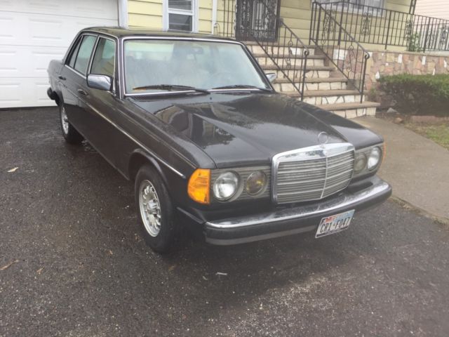 1985 Mercedes Benz 350 D turbo diesel 1985 Mercedes-Benz 300-Series Turbo diesel