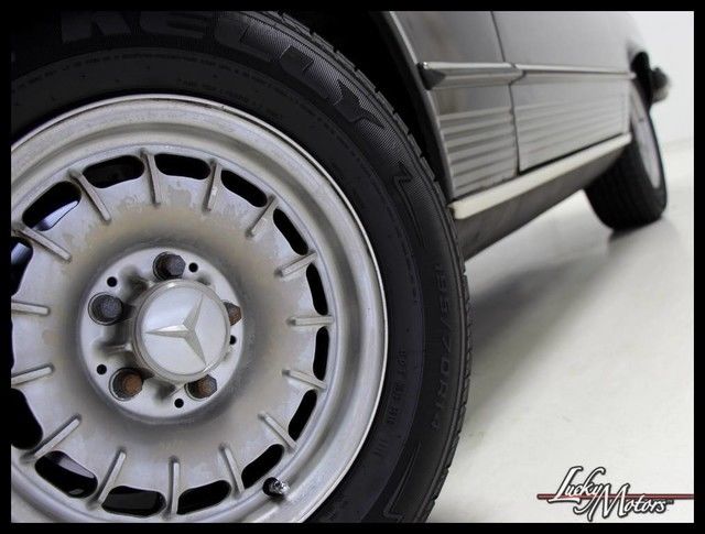 1985 Mercedes-Benz 300-Series 380SL - photo 5