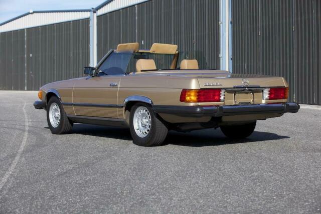 1985 Mercedes-Benz 300-Series 380SL - photo 6