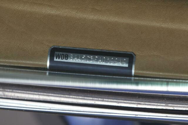 1985 Mercedes-Benz 300-Series 380SL - photo 7