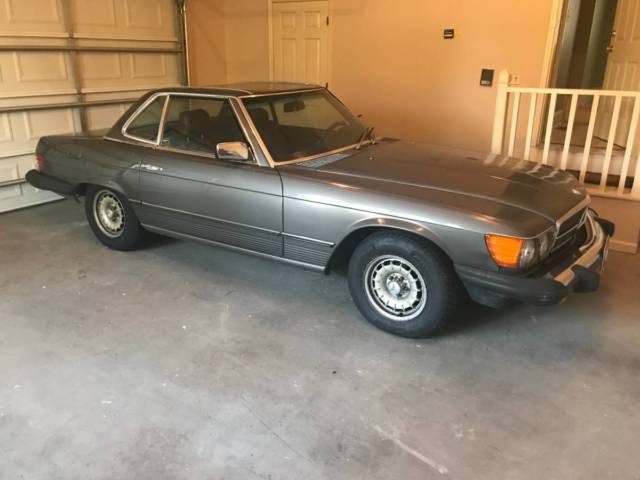 1985 Mercedes-Benz 380 SL V8 1985 Mercedes-Benz SL-Class