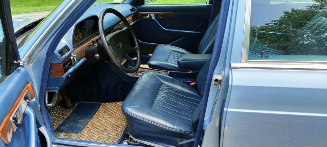 1985 Mercedes-Benz 300-Series - photo 11