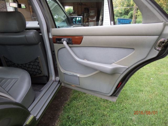 1985 Mercedes-Benz 300-Series - photo 13