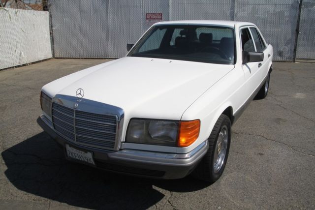 1985 Mercedes-Benz 300-Series