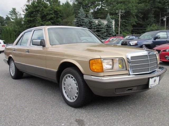 1985 Mercedes-Benz S-Class Sedan - photo 3