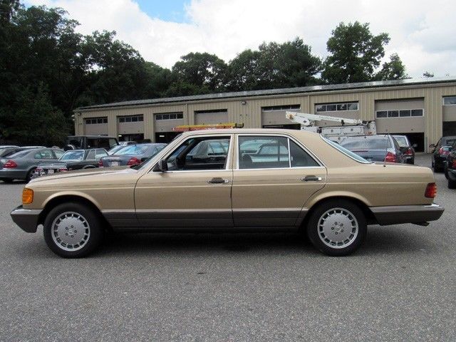 1985 Mercedes-Benz S-Class Sedan - photo 5