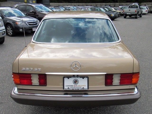 1985 Mercedes-Benz S-Class Sedan - photo 6