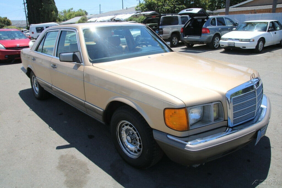 1985 Mercedes-Benz 300-Series 380 SE - photo 7