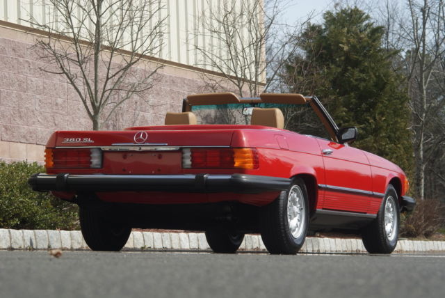 1985 Mercedes-Benz 300-Series Base Convertible 2-Door - photo 9