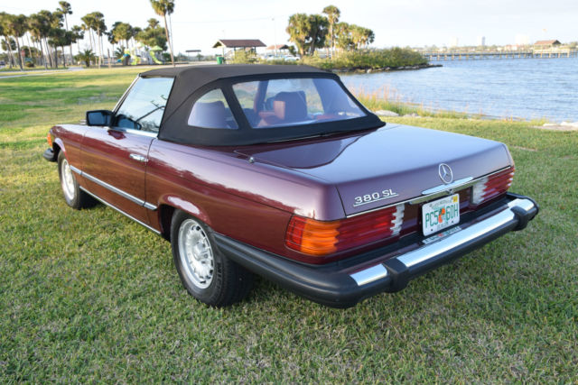 1985 Mercedes-Benz SL-Class Convertible - photo 7