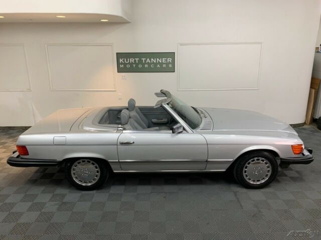 1985 Mercedes-Benz 300-Series 1985 MERCEDES BENZ 380 SL - photo 4