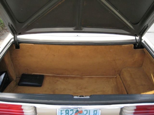 1985 Mercedes-Benz 300-Series - photo 10