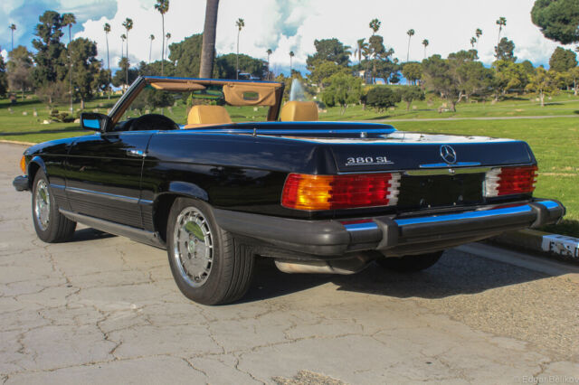 1985 Mercedes-Benz SL-Class - photo 9