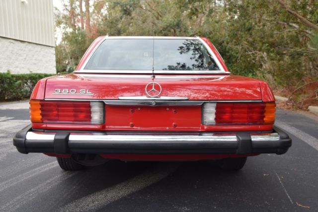 1985 Mercedes-Benz SL-Class Base Convertible 2-Door - photo 7