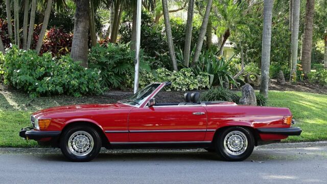 1985 Mercedes-Benz SL-Class FACTORY LEATHER - photo 2