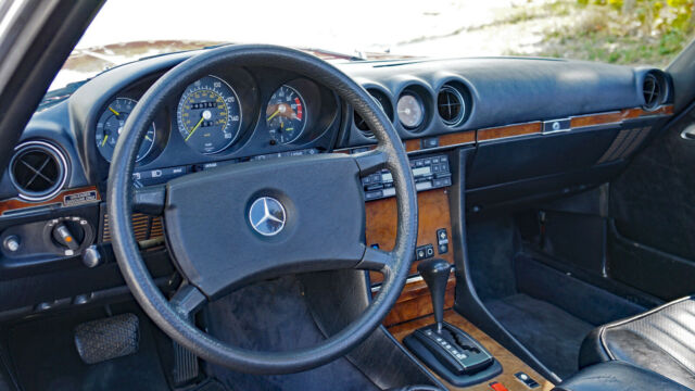 1985 Mercedes-Benz SL-Class - photo 8