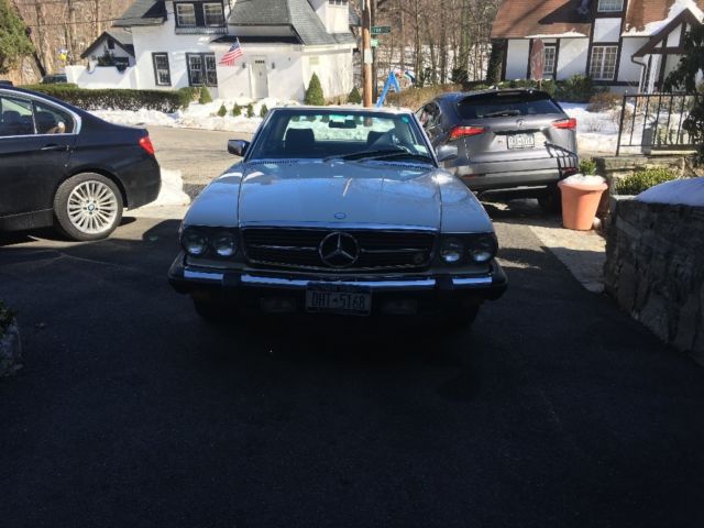 1985 Mercedes-Benz SL-Class 380
