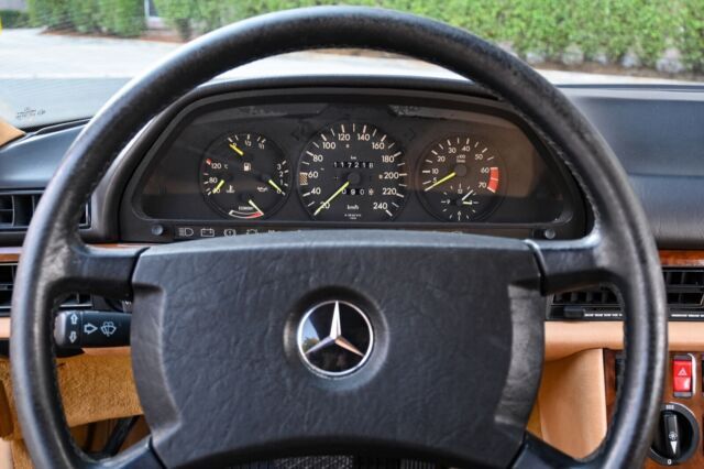 1985 Mercedes-Benz SL-Class - photo 10
