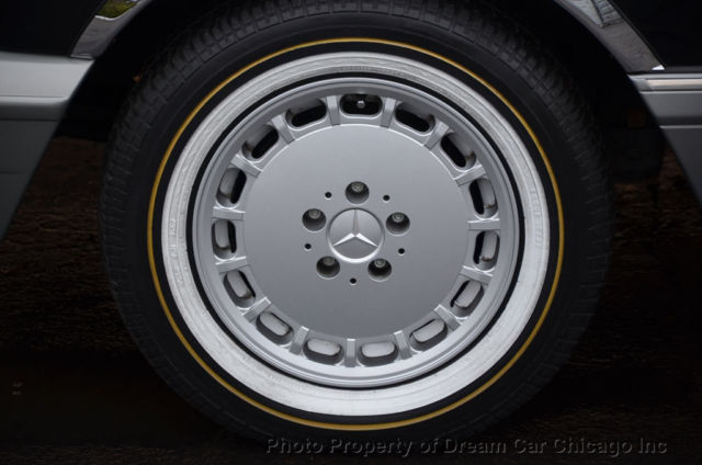 1985 Mercedes-Benz 400-Series - photo 10
