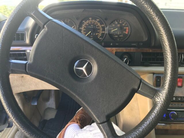 1985 Mercedes-Benz 500-Series - photo 8