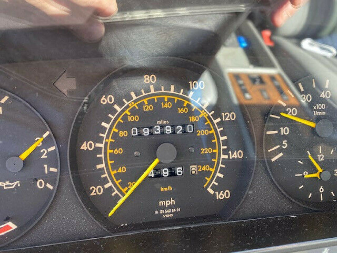 1985 Mercedes-Benz 500-Series - photo 2