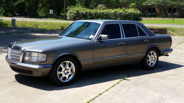 1985 Mercedes Benz 500SE with RARE Mahogany woooden console 1985 Mercedes-Benz 500-Series