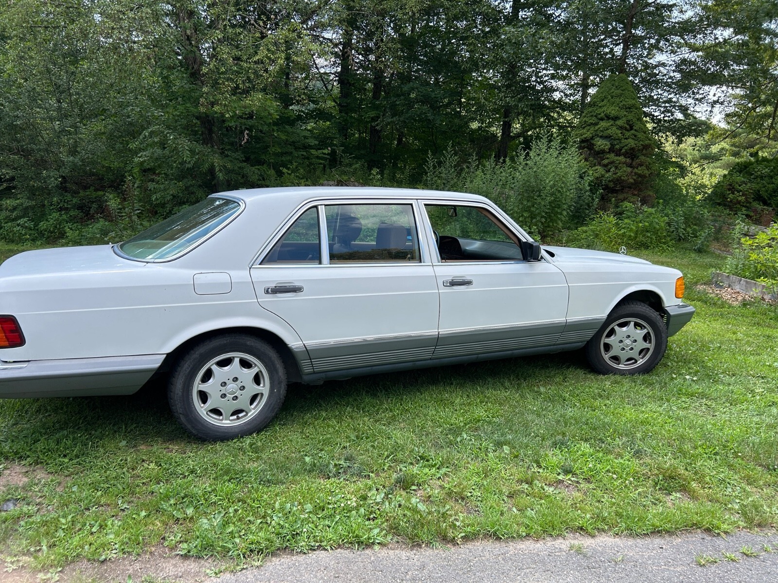 1985 Mercedes-Benz 500-Series - photo 11
