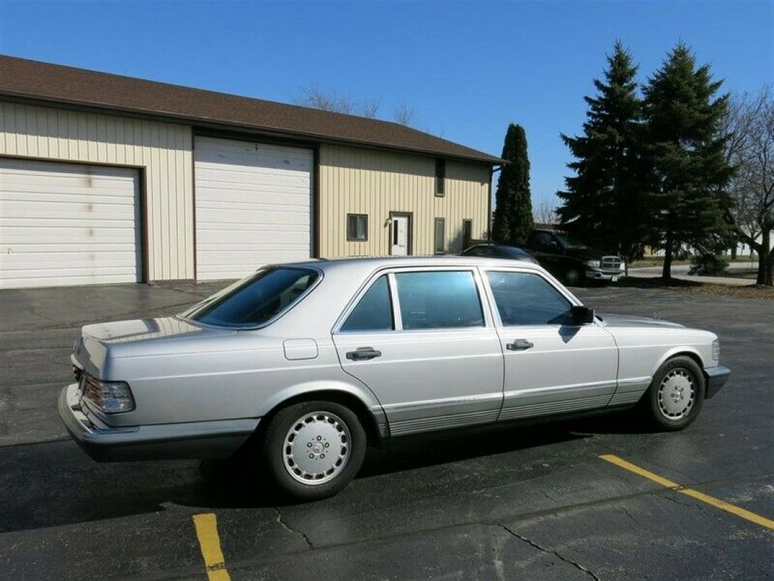1985 Mercedes-Benz 500SEL Sedan, FL Car, Cold A/C - photo 11