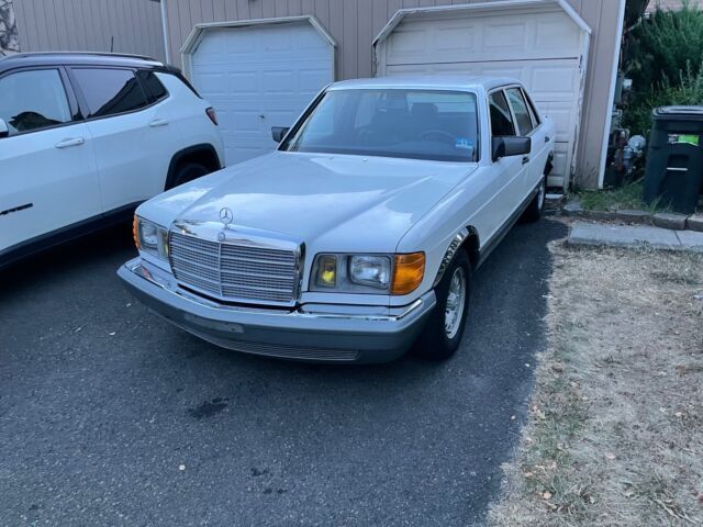 1985 Mercedes-Benz 500-Series SEL