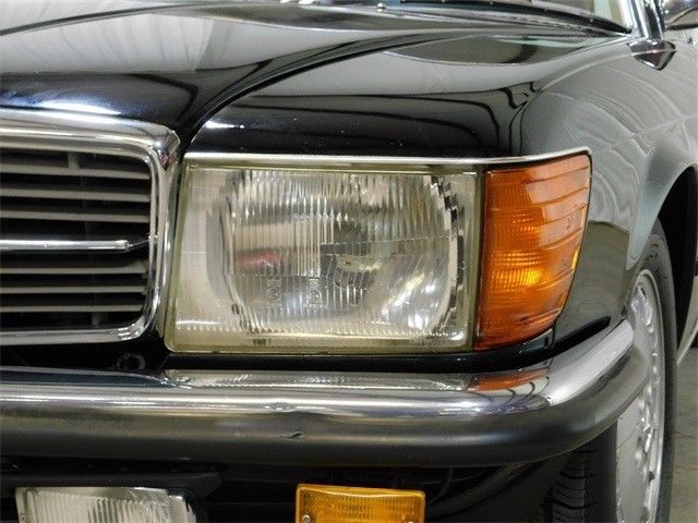 1985 Mercedes-Benz 500-Series 500SL - photo 9