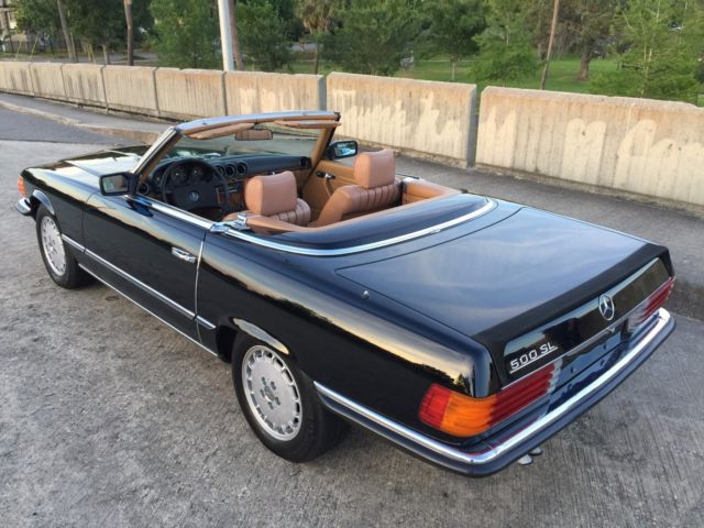 1980 Mercedes-Benz SL-Class 500SL in 040 Black* original factory paint - photo 4