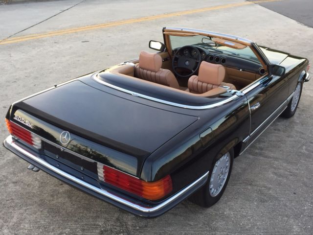 1980 Mercedes-Benz SL-Class 500SL in 040 Black* original factory paint - photo 5