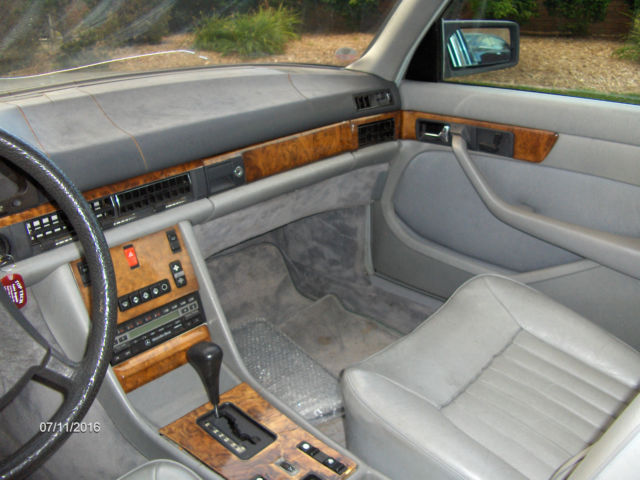 1985 Mercedes-Benz 300-Series 380 SEL - photo 12