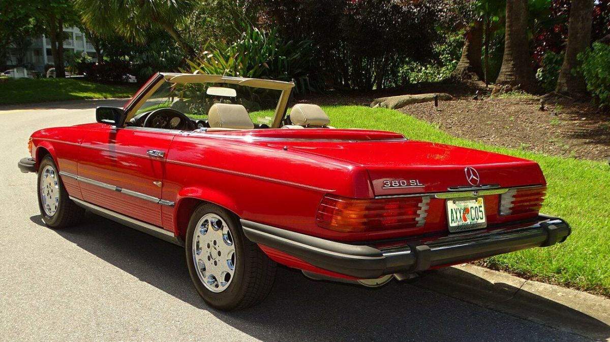 1985 Mercedes-Benz SL-Class ROADSTER - photo 6