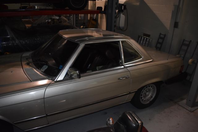 1985 Mercedes-Benz SL-Class 380SL - photo 4