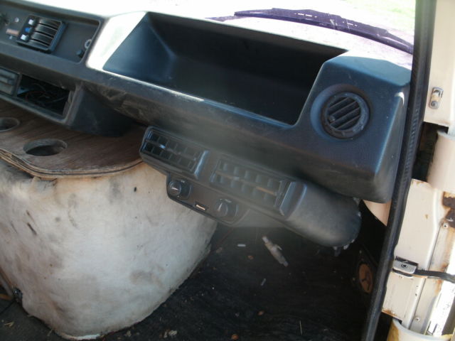 1985 Mercedes-Benz Sprinter Van Camper - photo 8