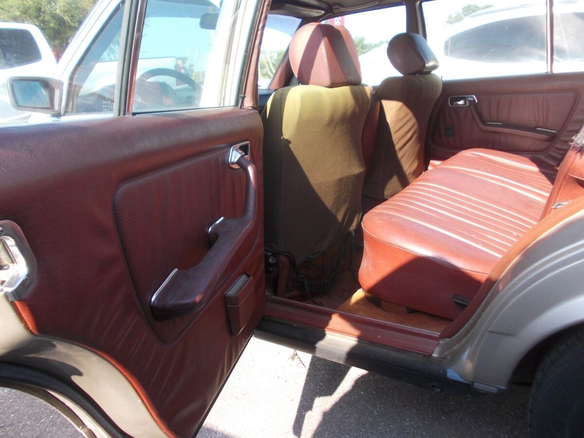 1985 Mercedes-Benz 300-Series - photo 7
