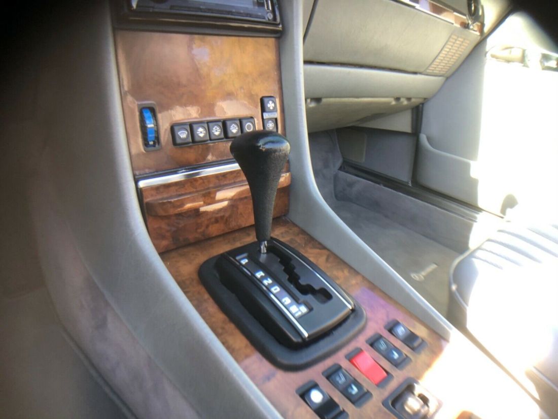 1985 Mercedes-Benz SL-Class 380SL R107 Roadster Convertible - photo 5